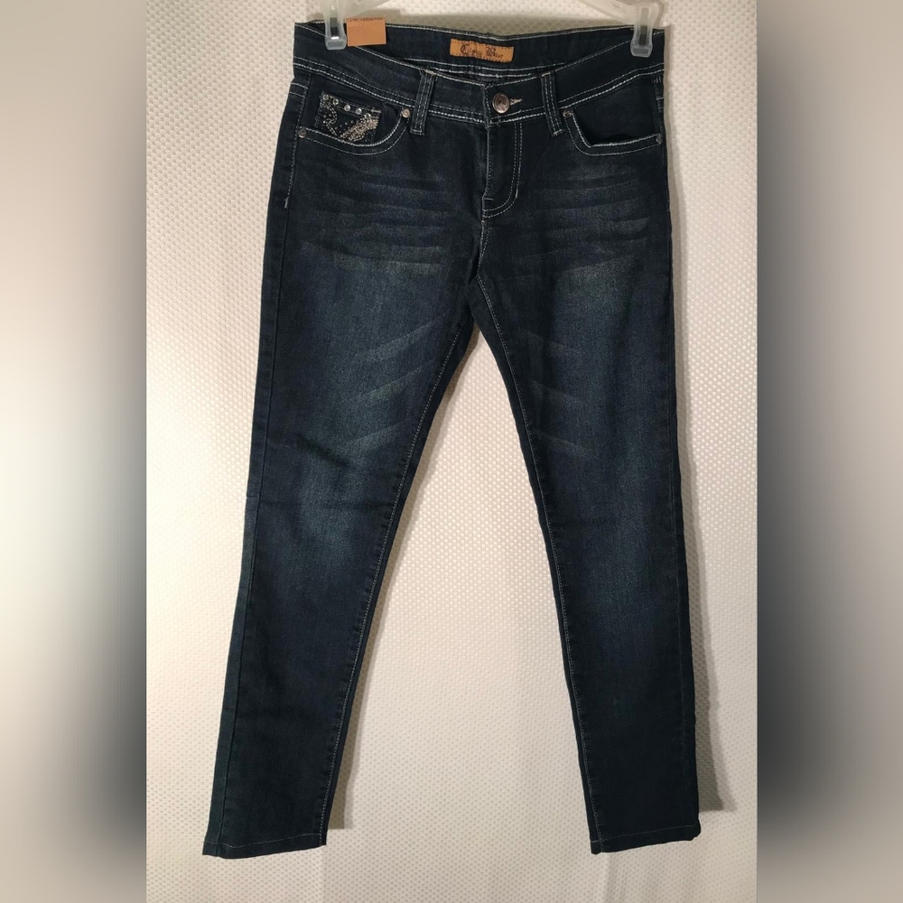CLASIC BLUE Women's  Dark Blue Jeans   zize 7